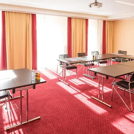 Karl-wirt Hotel